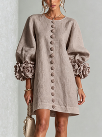 Sadie | Miniabito con bottoni e polsini floreali